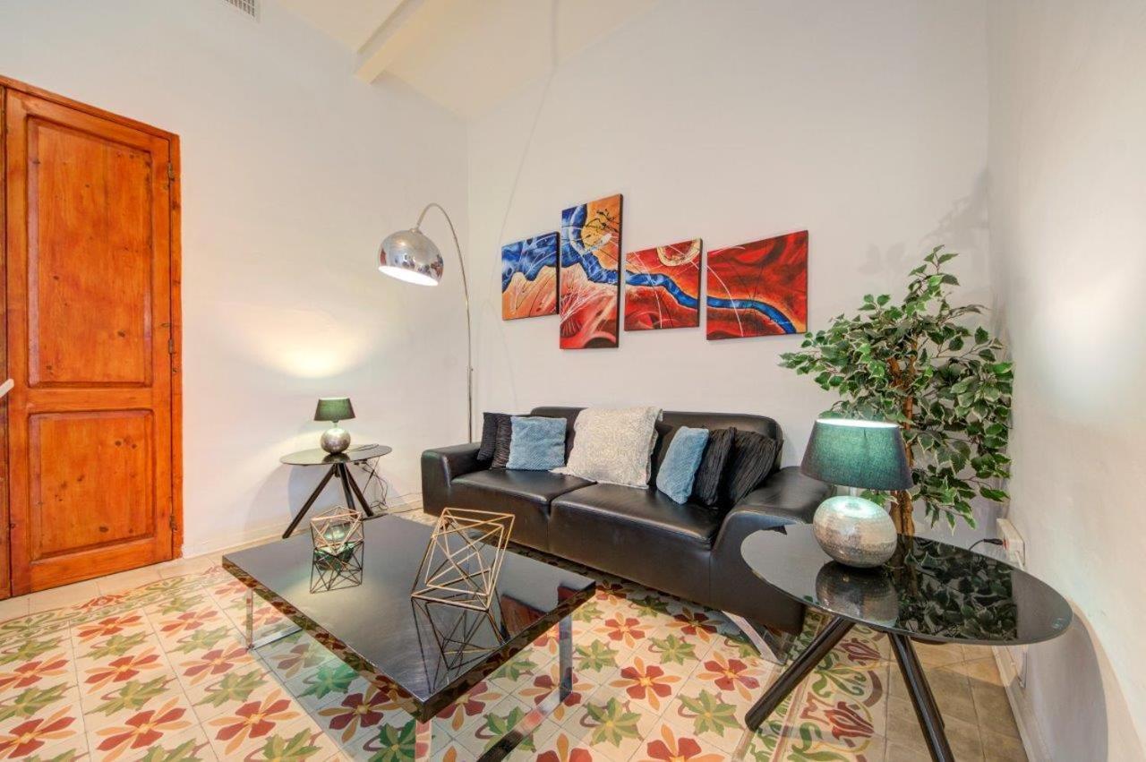 Valletta 2 Bedroom Sleeps 6 Apartment Walking Distance To Centre And The Sea Extérieur photo