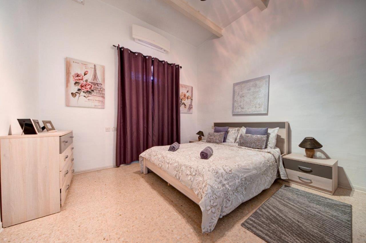 Valletta 2 Bedroom Sleeps 6 Apartment Walking Distance To Centre And The Sea Extérieur photo