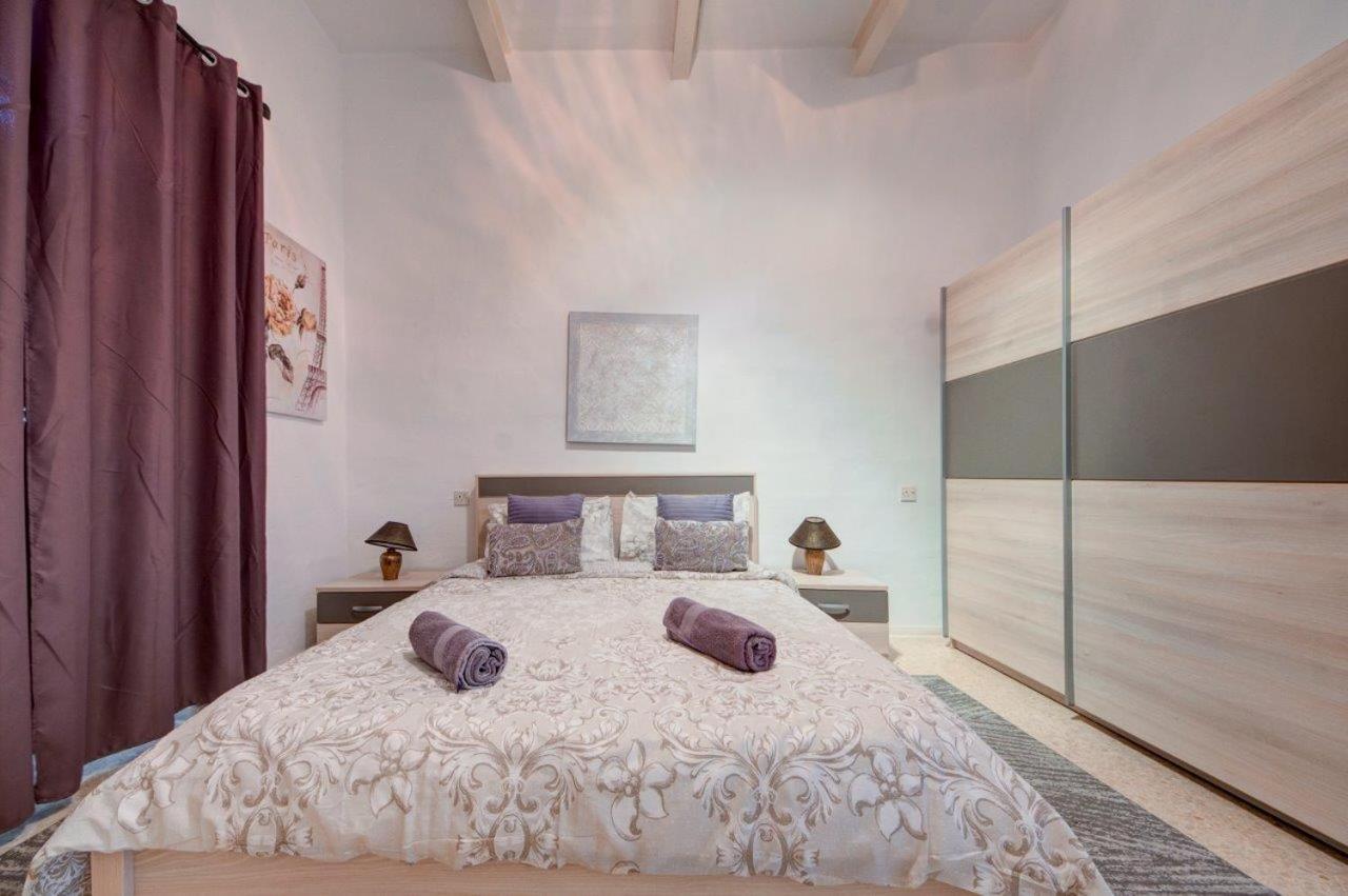 Valletta 2 Bedroom Sleeps 6 Apartment Walking Distance To Centre And The Sea Extérieur photo
